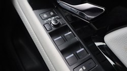 2021 (21) LAND ROVER RANGE ROVER EVOQUE 2.0 D165 R-Dynamic 5dr Auto 5171711