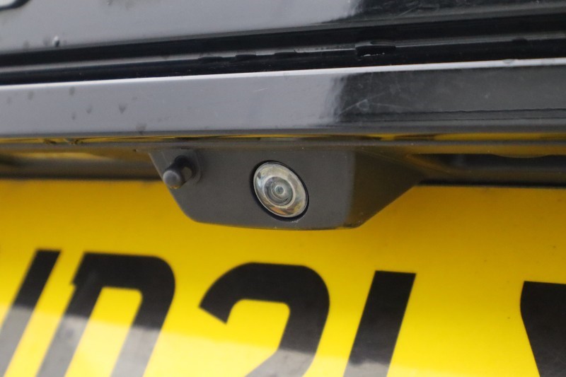 2021 (21) LAND ROVER RANGE ROVER EVOQUE 2.0 D165 R-Dynamic 5dr Auto 5171684