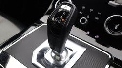 2021 (21) LAND ROVER RANGE ROVER EVOQUE 2.0 D165 R-Dynamic 5dr Auto 5171715