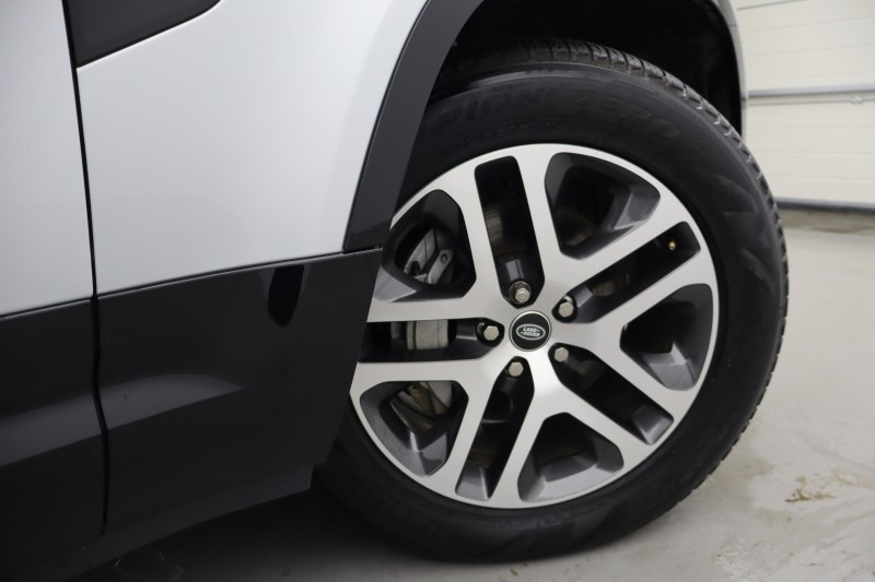 2023 (73) LAND ROVER DEFENDER 3.0 D300 X-Dynamic SE 110 5dr Auto [7 Seat] 5148096