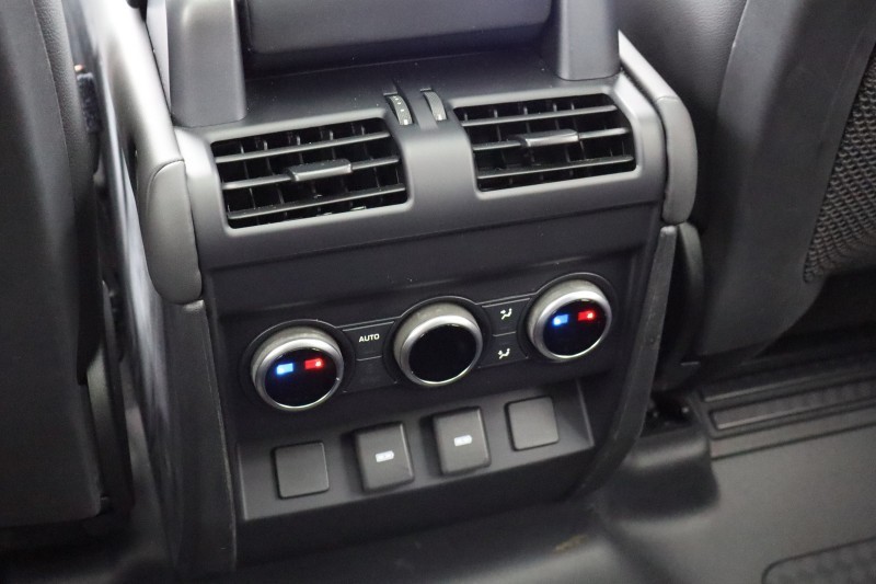 2023 (73) LAND ROVER DEFENDER 3.0 D300 X-Dynamic SE 110 5dr Auto [7 Seat] 5148061