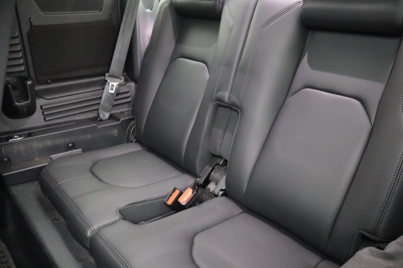 2023 (73) LAND ROVER DEFENDER 3.0 D300 X-Dynamic SE 110 5dr Auto [7 Seat] 5148063