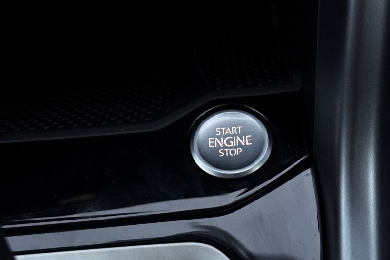  VOLKSWAGEN T-ROC 1.5 TSI Match 5dr 4914584