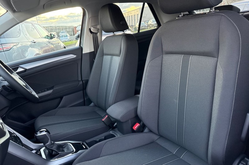  VOLKSWAGEN T-ROC 1.5 TSI Match 5dr 4914574