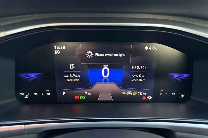  VOLKSWAGEN T-ROC 1.5 TSI Match 5dr 4914566