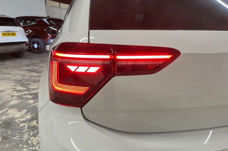  VOLKSWAGEN POLO 2.0 TSI GTI 5dr DSG 4890100