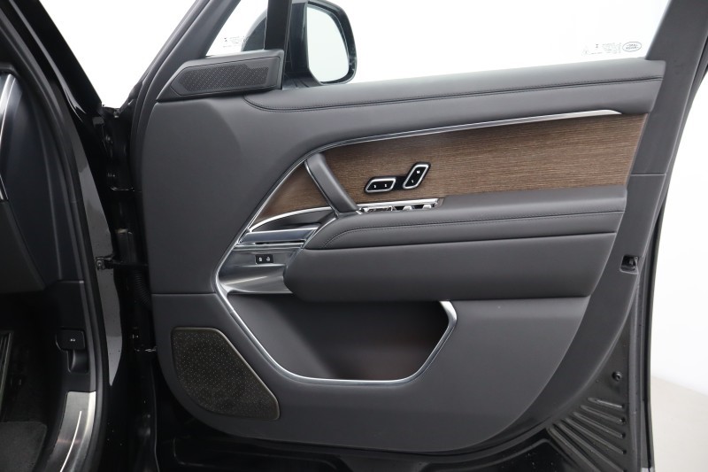 2024 (24) LAND ROVER RANGE ROVER 3.0 P400 Autobiography 4dr Auto 5174631