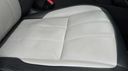 2022 (72) LAND ROVER RANGE ROVER EVOQUE 2.0 D200 Evoque Edition 5dr Auto 5270094