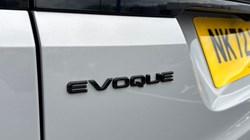 2022 (72) LAND ROVER RANGE ROVER EVOQUE 2.0 D200 Evoque Edition 5dr Auto 5270112