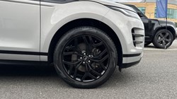 2022 (72) LAND ROVER RANGE ROVER EVOQUE 2.0 D200 Evoque Edition 5dr Auto 5270077