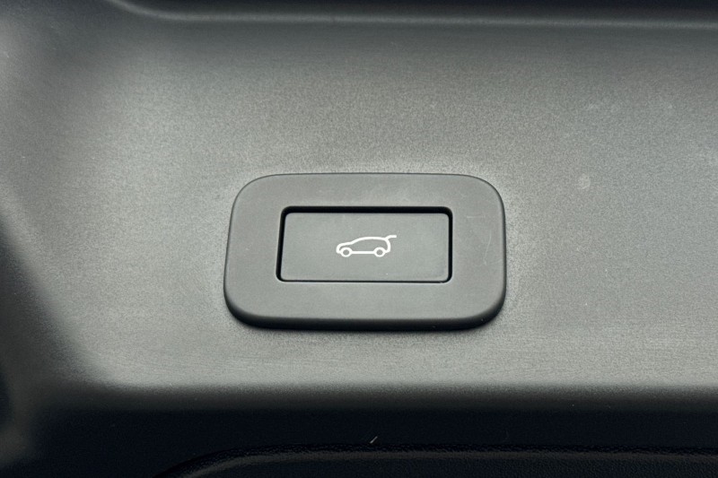 2022 (72) LAND ROVER RANGE ROVER EVOQUE 2.0 D200 Evoque Edition 5dr Auto 5270106