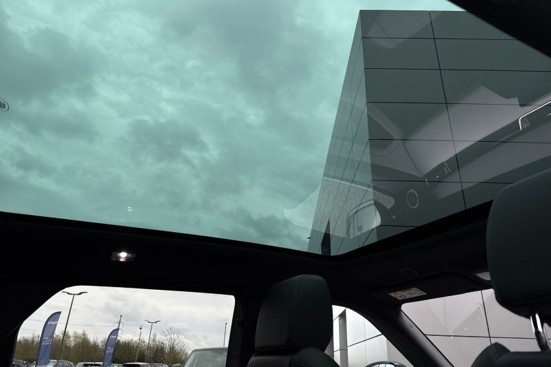 2022 (72) LAND ROVER RANGE ROVER EVOQUE 2.0 D200 Evoque Edition 5dr Auto 5270090