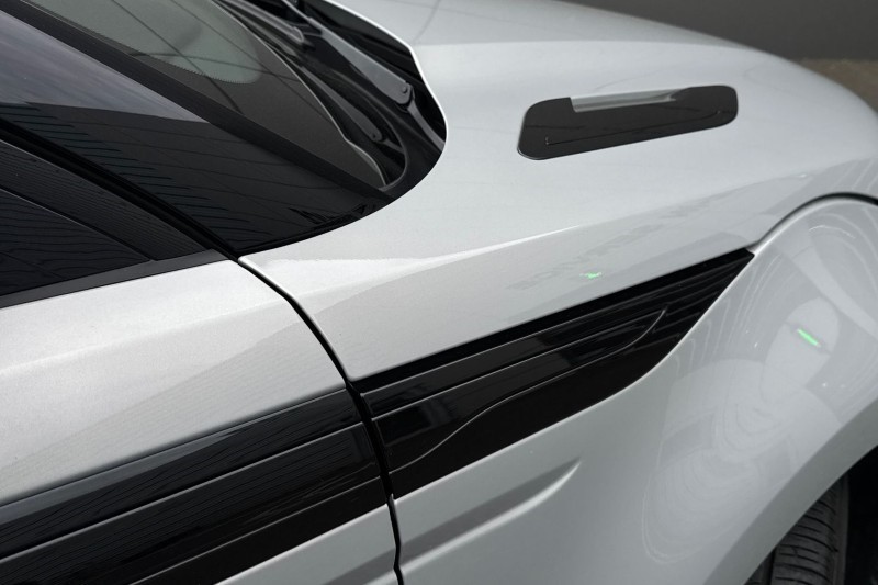 2022 (72) LAND ROVER RANGE ROVER EVOQUE 2.0 D200 Evoque Edition 5dr Auto 5270089