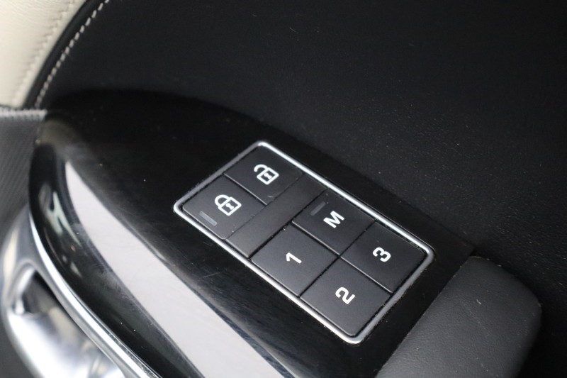 2021 (21) Range Rover Sport 3.0 D300 HSE Silver 5dr Auto 5200446