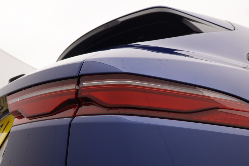 2021 (21) JAGUAR F-PACE 2.0 D200 R-Dynamic HSE 5dr Auto AWD 5230667