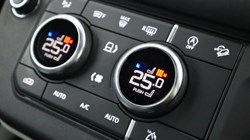 2023 (23) LAND ROVER DEFENDER 3.0 D250 X-Dynamic HSE 110 5dr Auto 5183714