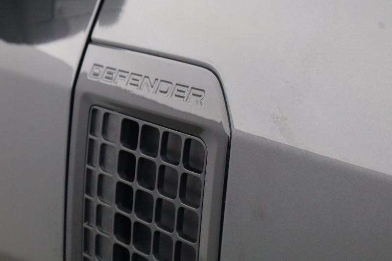 2023 (23) LAND ROVER DEFENDER 3.0 D250 X-Dynamic HSE 110 5dr Auto 5183678