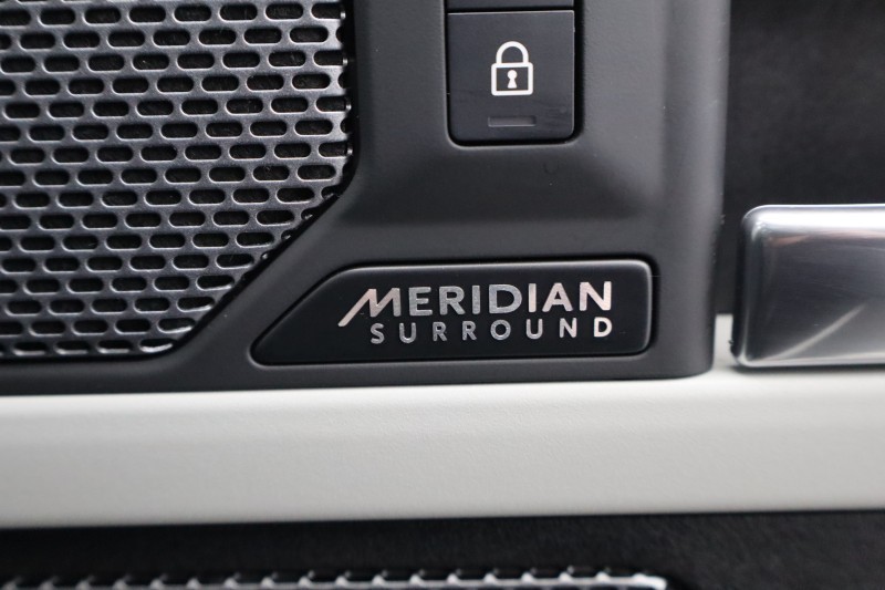 2023 (23) LAND ROVER DEFENDER 3.0 D250 X-Dynamic HSE 110 5dr Auto 5183705