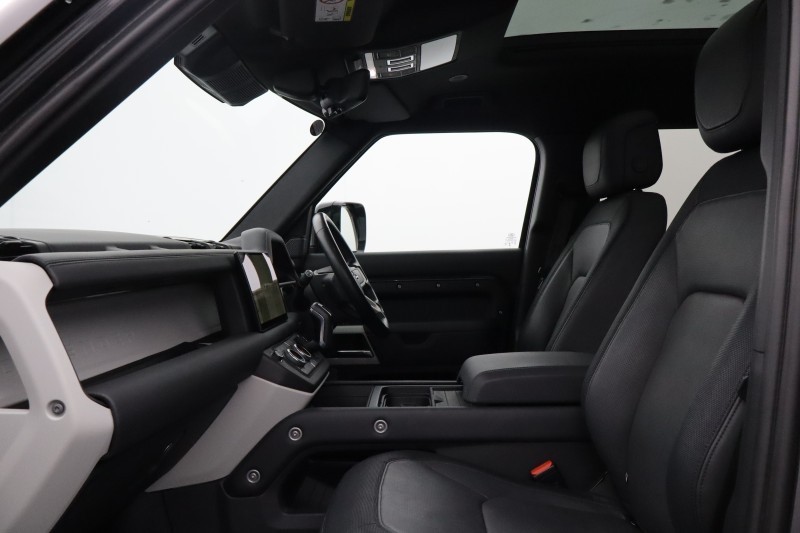 2023 (23) LAND ROVER DEFENDER 3.0 D250 X-Dynamic HSE 110 5dr Auto 5183698