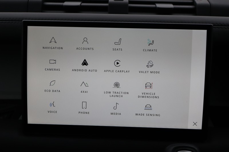 2023 (23) LAND ROVER DEFENDER 3.0 D250 X-Dynamic HSE 110 5dr Auto 5183719