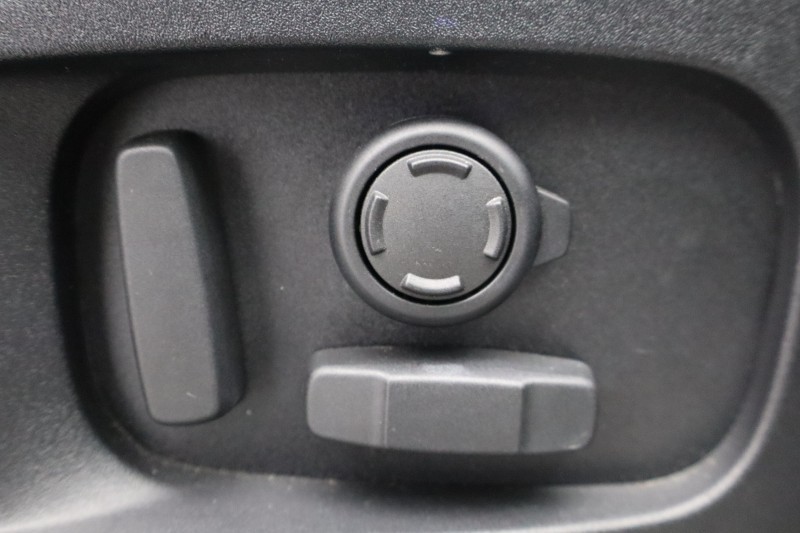 2023 (23) LAND ROVER DEFENDER 3.0 D250 X-Dynamic HSE 110 5dr Auto 5183706