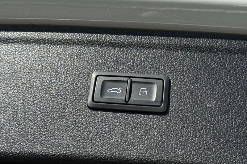 2022 (72) AUDI Q5 45 TFSI Quattro S Line 5dr S Tronic 5263216