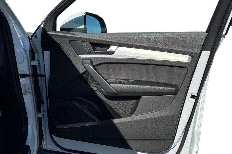 2022 (72) AUDI Q5 45 TFSI Quattro S Line 5dr S Tronic 5263200