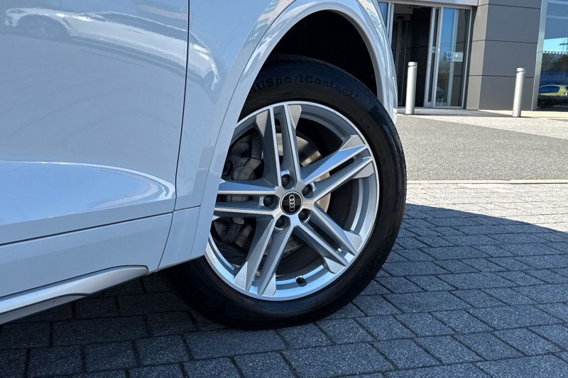 2022 (72) AUDI Q5 45 TFSI Quattro S Line 5dr S Tronic 5263225