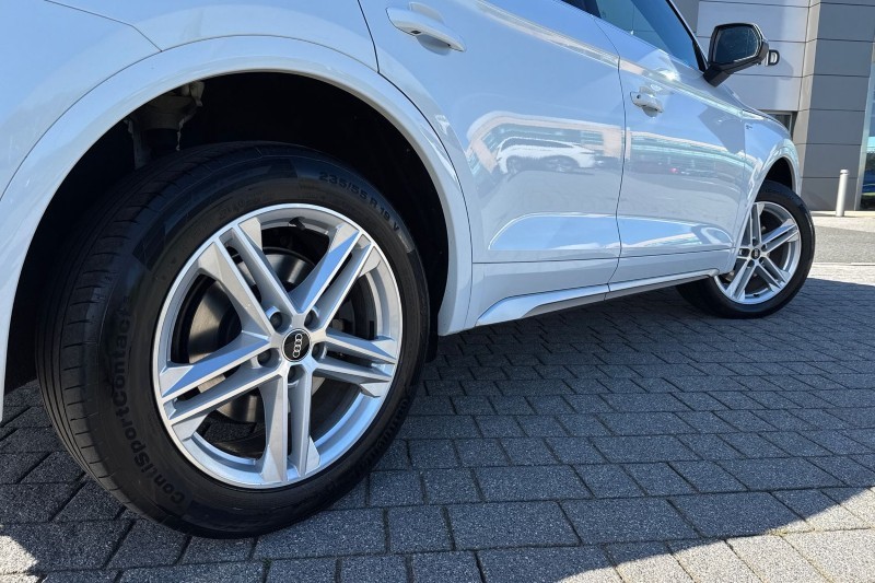 2022 (72) AUDI Q5 45 TFSI Quattro S Line 5dr S Tronic 5263224