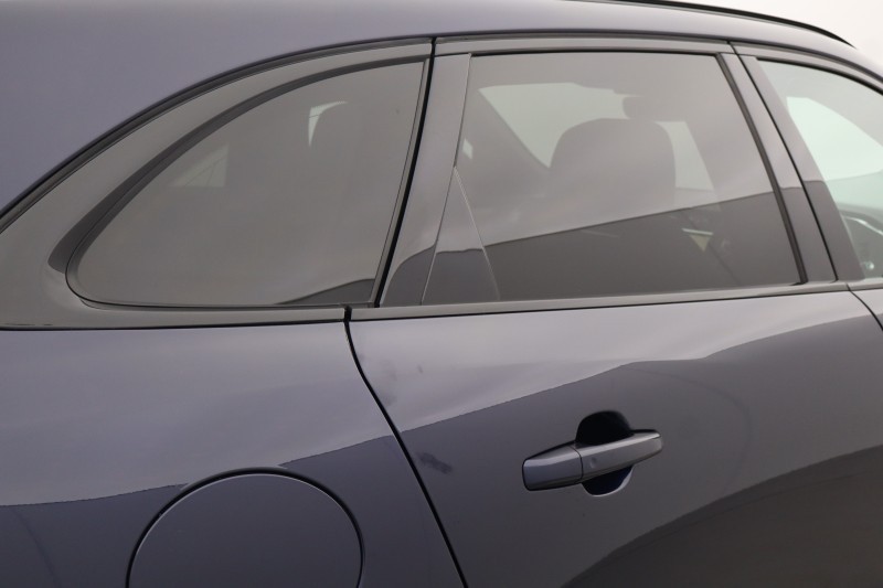 2024 (24) JAGUAR F-PACE 2.0 D200 R-Dynamic SE Black 5dr Auto AWD 5199324