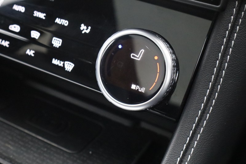 2024 (24) JAGUAR F-PACE 2.0 D200 R-Dynamic SE Black 5dr Auto AWD 5199367