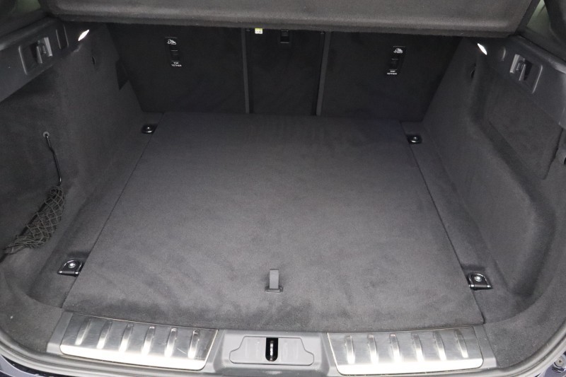 2024 (24) JAGUAR F-PACE 2.0 D200 R-Dynamic SE Black 5dr Auto AWD 5199330