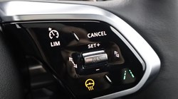 2024 (24) JAGUAR F-PACE 2.0 D200 R-Dynamic SE Black 5dr Auto AWD 5199363