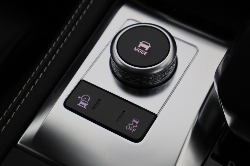 2024 (24) JAGUAR F-PACE 2.0 D200 R-Dynamic SE Black 5dr Auto AWD 5199349