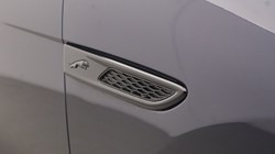 2024 (24) JAGUAR F-PACE 2.0 D200 R-Dynamic SE Black 5dr Auto AWD 5199321