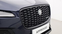 2024 (24) JAGUAR F-PACE 2.0 D200 R-Dynamic SE Black 5dr Auto AWD 5199319