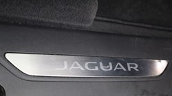 2024 (24) JAGUAR F-PACE 2.0 D200 R-Dynamic SE Black 5dr Auto AWD 5199358