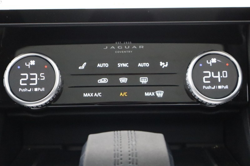 2024 (24) JAGUAR F-PACE 2.0 D200 R-Dynamic SE Black 5dr Auto AWD 5199344