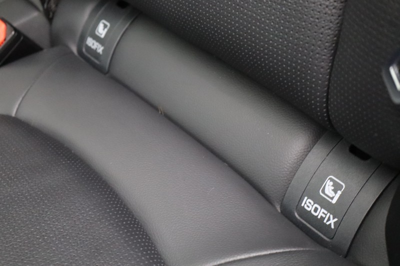 2024 (24) JAGUAR F-PACE 2.0 D200 R-Dynamic SE Black 5dr Auto AWD 5199338