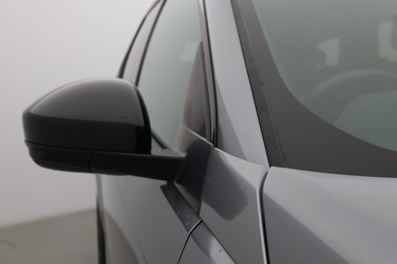 2021 (21) LAND ROVER DISCOVERY SPORT 2.0 D200 R-Dynamic HSE 5dr Auto 5188818