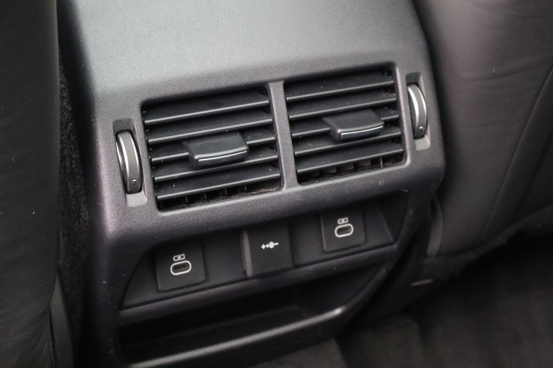 2021 (21) LAND ROVER DISCOVERY SPORT 2.0 D200 R-Dynamic HSE 5dr Auto 5188839