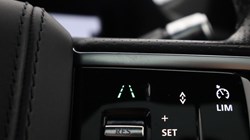 2021 (21) LAND ROVER DISCOVERY SPORT 2.0 D200 R-Dynamic HSE 5dr Auto 5188869