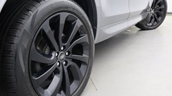 2021 (21) LAND ROVER DISCOVERY SPORT 2.0 D200 R-Dynamic HSE 5dr Auto 5188833