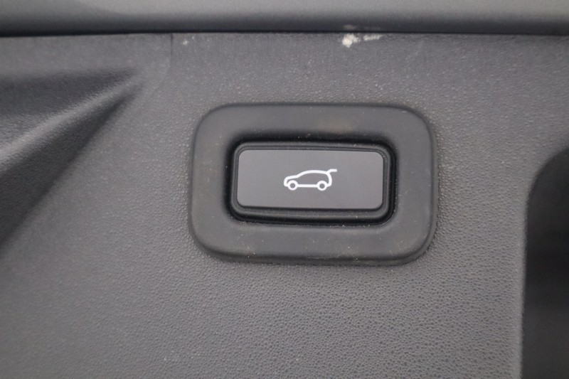 2021 (21) LAND ROVER DISCOVERY SPORT 2.0 D200 R-Dynamic HSE 5dr Auto 5188828