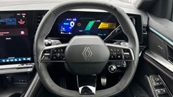 2024 (74) RENAULT RAFALE E-Tech FHEV Iconic Esprit Alpine 5dr Auto 4C 5217483