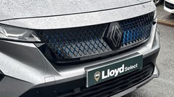 2024 (74) RENAULT RAFALE E-Tech FHEV Iconic Esprit Alpine 5dr Auto 4C 5217510