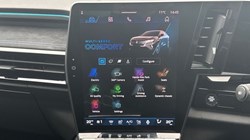 2024 (74) RENAULT RAFALE E-Tech FHEV Iconic Esprit Alpine 5dr Auto 4C 5217501