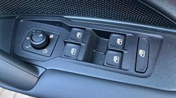 VOLKSWAGEN TIGUAN 2.0 TDI Match 5dr DSG 4913565