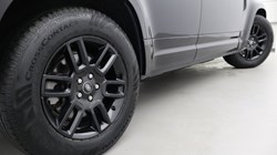 2023 (23) LAND ROVER DEFENDER 3.0 D300 X-Dynamic S 110 5dr Auto 5230523