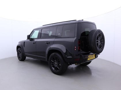 2023 (23) LAND ROVER DEFENDER 3.0 D300 X-Dynamic S 110 5dr Auto